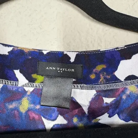 Ann Taylor Womens XS Bow Top Blouse White Purple Floral Botanical Sleeveless - Picture 5 of 9